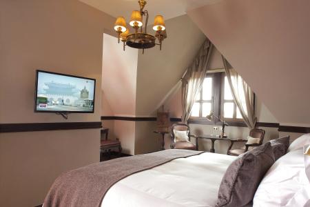 Boutique Castillo Rojo - 3