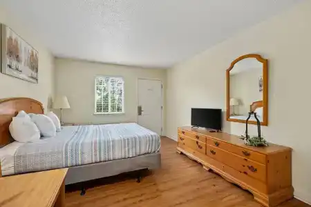 Affordable Suites - 34