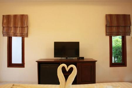 Waterside Resort - 3