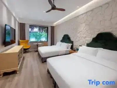 Lijiang Huama - 14