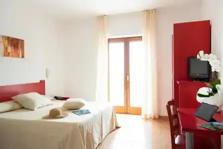 Delle More - 49