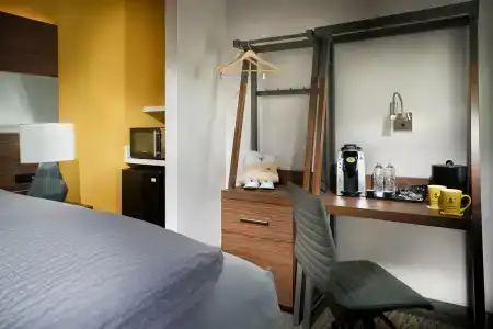 Staypineapple, Z, Gaslamp San Diego - 15
