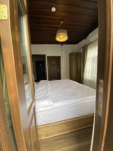Amasya Ziyagil Konagi - 104