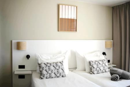 Coral Ocean View - Adults Only - 65