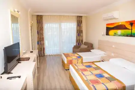 Gardenia Beach - 65