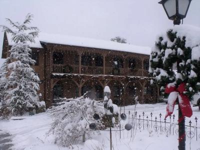 Hemlock Inn - 0
