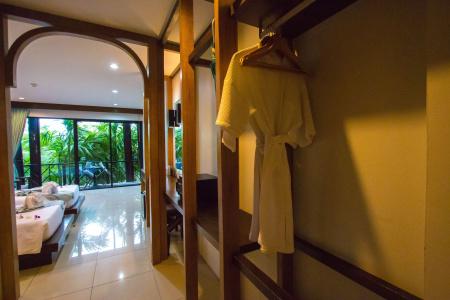 Phi Phi Don Chukit Resort - 33