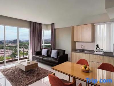 The Haven All Suite Resort, - 177