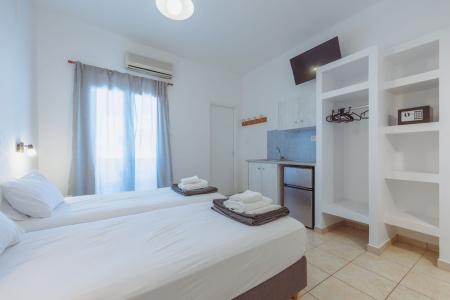 Pavlos Place - 220
