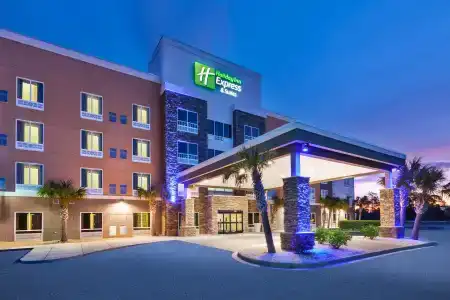 Holiday Inn Express & Suites - Oak Island Area, an IHG - 32