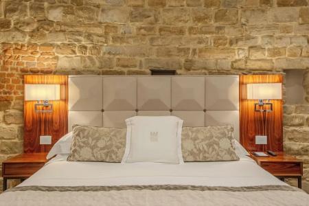 Donati Luxury Tower Suites - 75