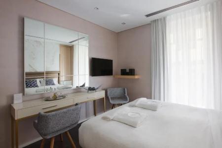 Consolato Boutique - 141