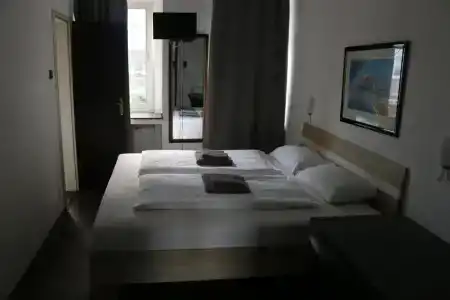 Berliner Hof - 54