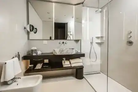 Viu Milan - 16
