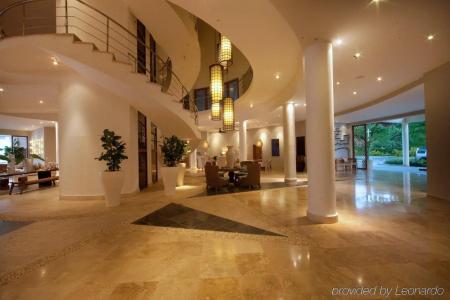 The Bannister & Yacht Club by Mint - 27