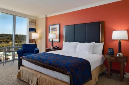 Hilton Convention Center - 36
