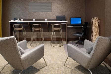 SpringHill Suites Portland Airport - 34