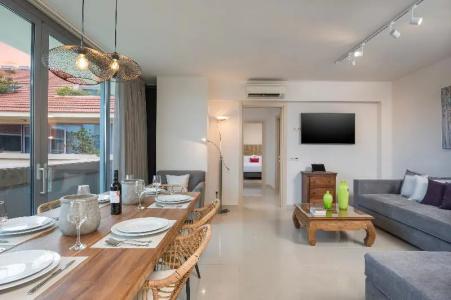 Trianon Luxury  & Suites - 309