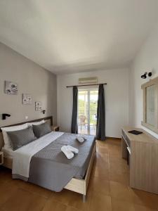 Sandy Beach Studios - 116