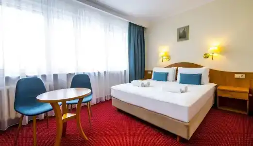 Best Western Portos - 30