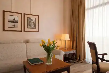 Grand Astoria - 75