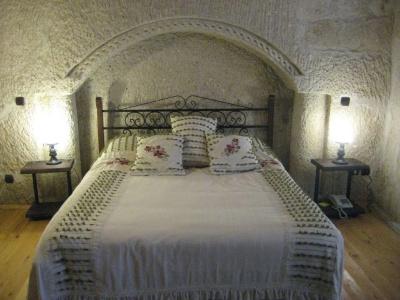 Traveller's Cave - 2