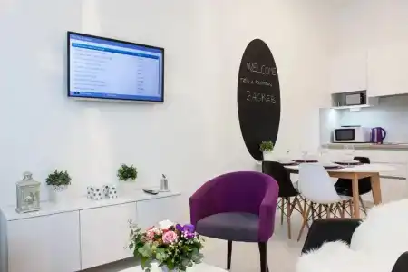 Tesla Boutique  & Rooms - 56