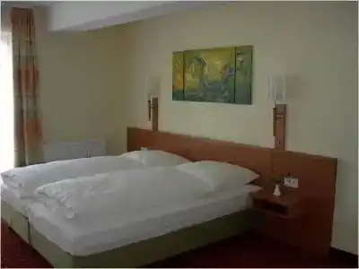 Residence - 21
