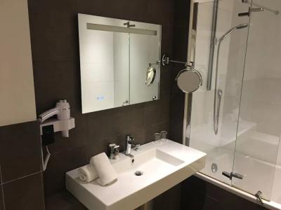 Mercure Brussels Centre Midi - 55