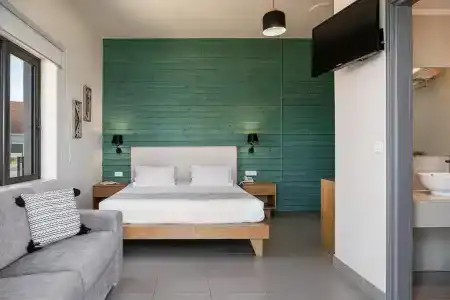 Elia Agia Marina - 118