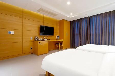 Brown Dot Incheon Songdo - 98