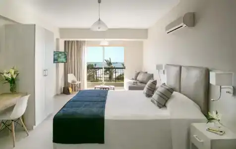 Louis Paphos Breeze - 62