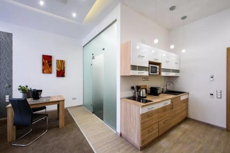 Karoly Corner Residences - 167
