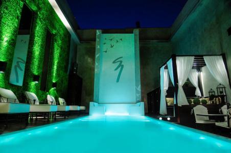 1828 Smart Boutique - 16