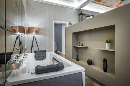 Martelli 6 Suite & - 121