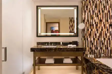 The Westin Abu Dhabi Golf Resort & Spa - 59