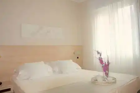 Carla - 5