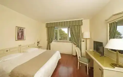 Savoy Palace - 85