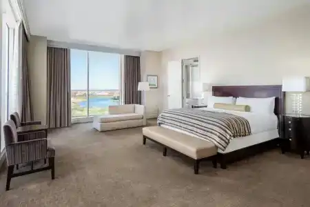 Renaissance Dallas North - 48