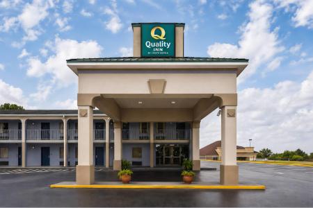Quality Inn at Fort Gordon - 35