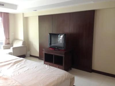 August Suites - 35