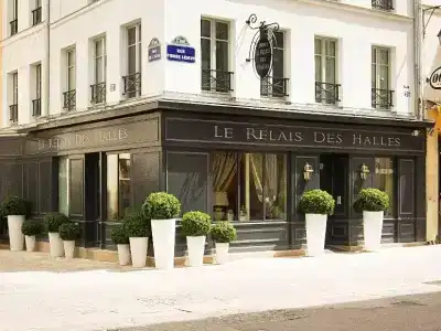 Hôtel Le Relais des Halles - 54