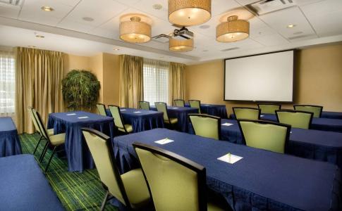 Fairfield Inn & Suites by Marriott - 15