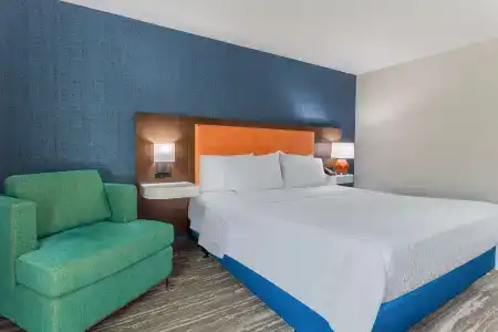 Hampton Inn - 2