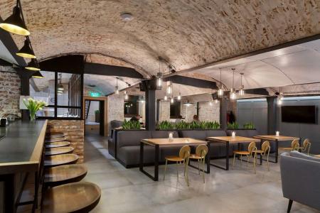 Ferenc & Restaurant - 18