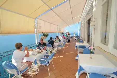 Belvedere - 24