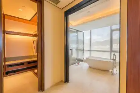 Crowne Plaza Sanya City Center, An Ihg - 230