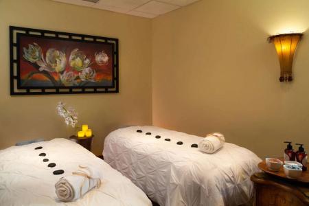 The Inn at Leola Village - 23