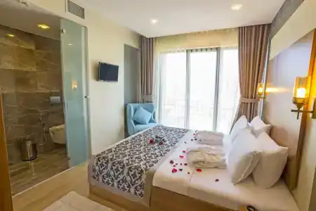 Alesha Suite & Residence - 4