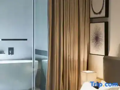 S. Designer (Chengdu Renmin South Road US Consulate) - 86